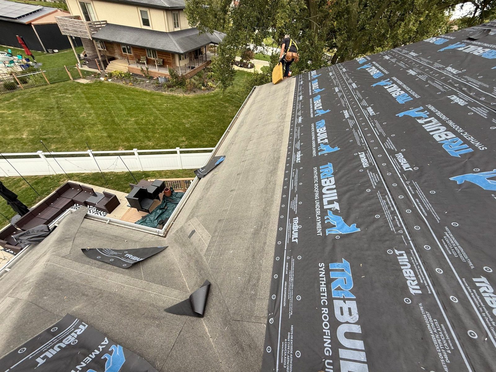 Roof and VELUX Skylights replacement — photo 4