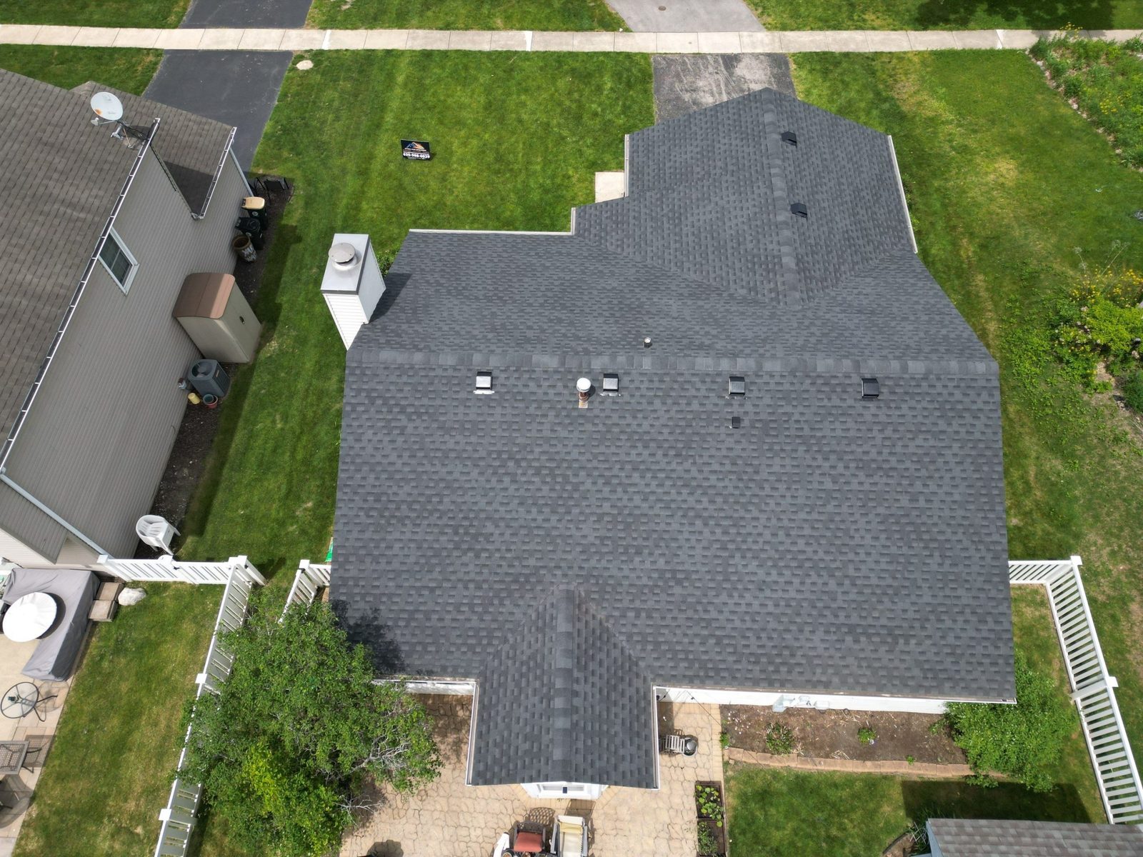 Roofing with GAF in Woodridge, IL — photo 4