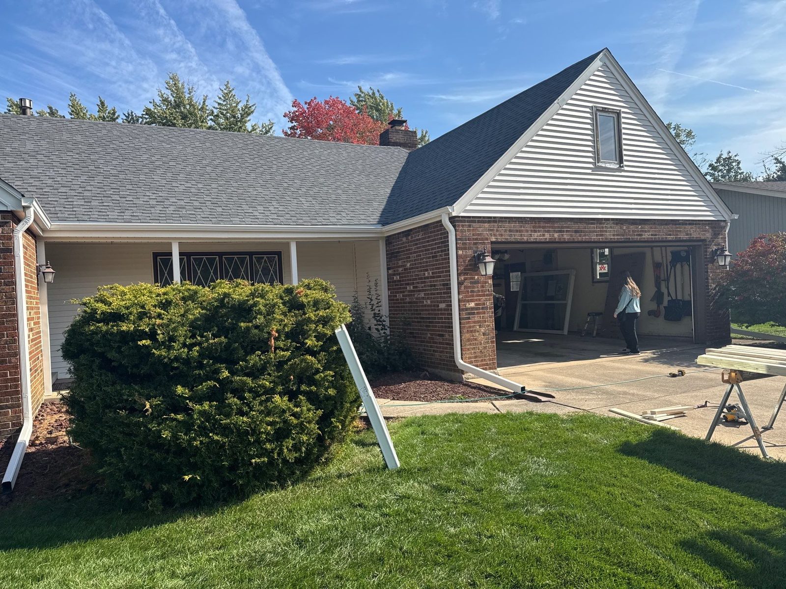 Roof, Siding and Windows replacement — photo 5