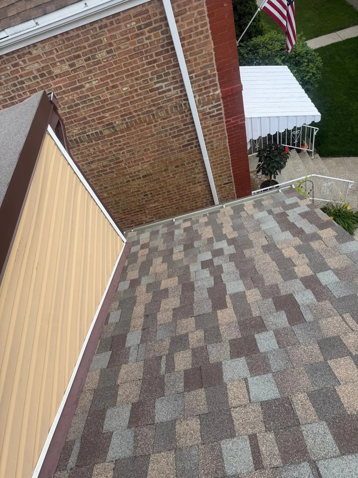 Roofing with GAF — photo 4