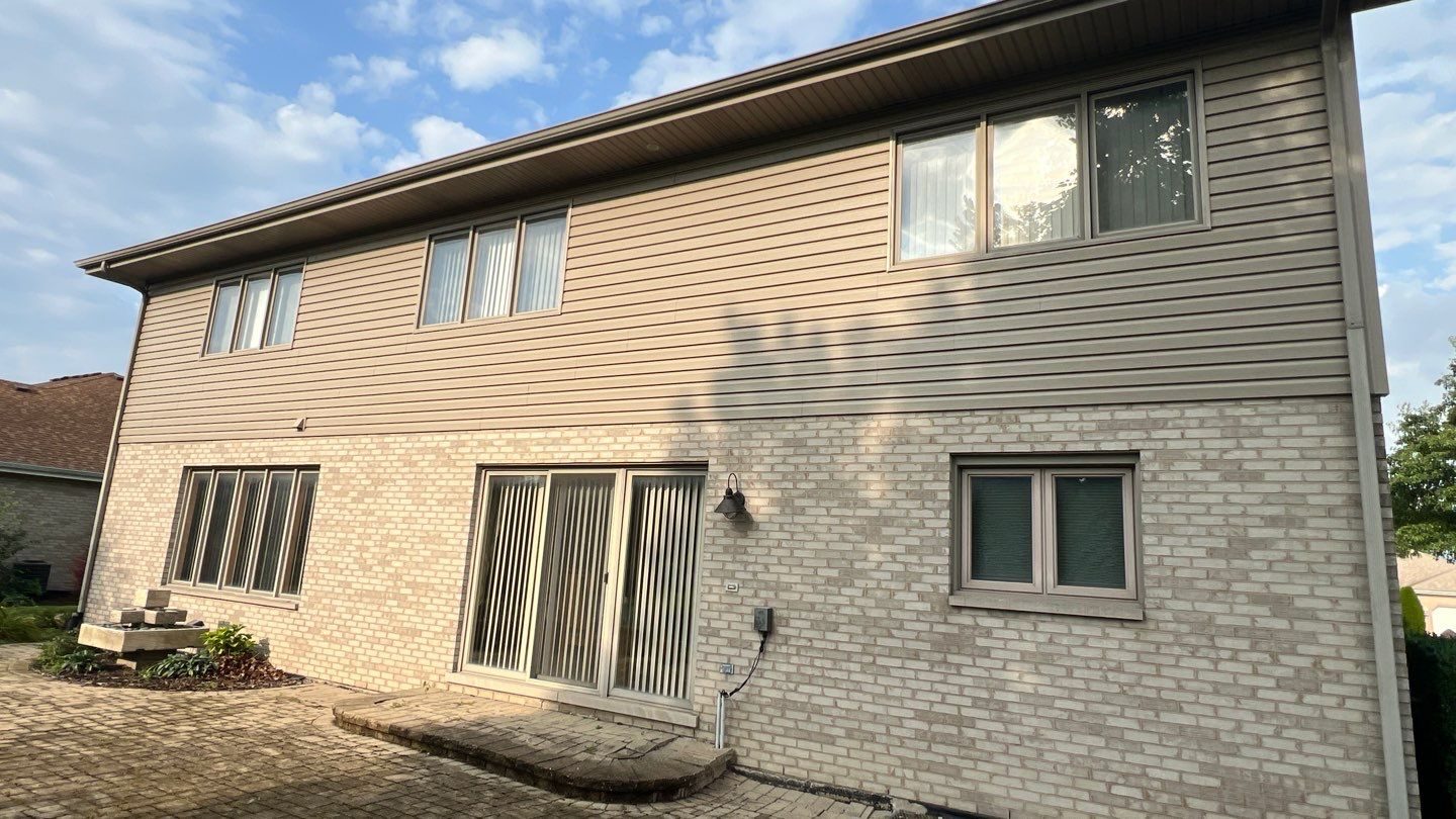 Siding replacement — photo 3
