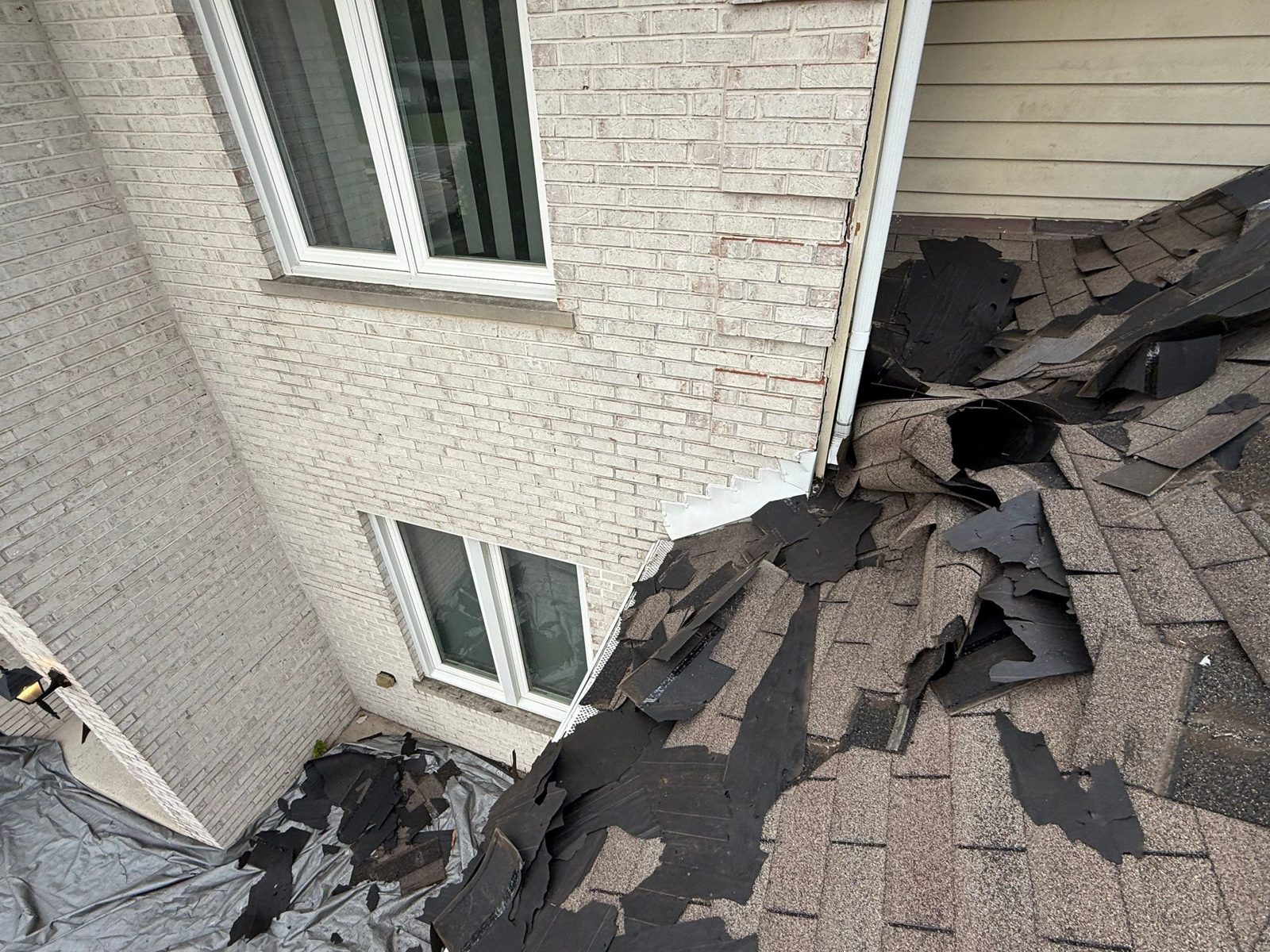 Roof and VELUX Skylights replacement