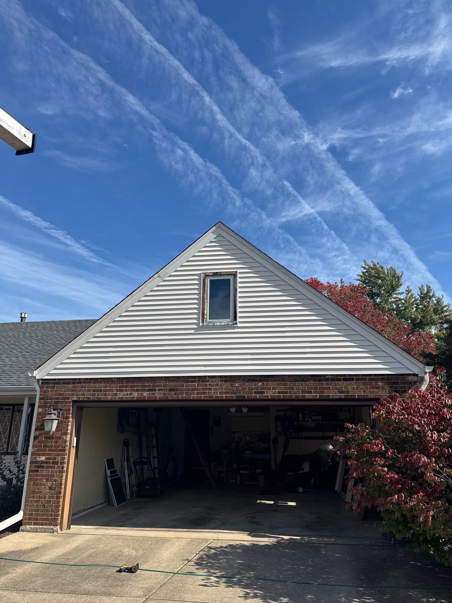 Roof, Siding and Windows replacement — photo 8