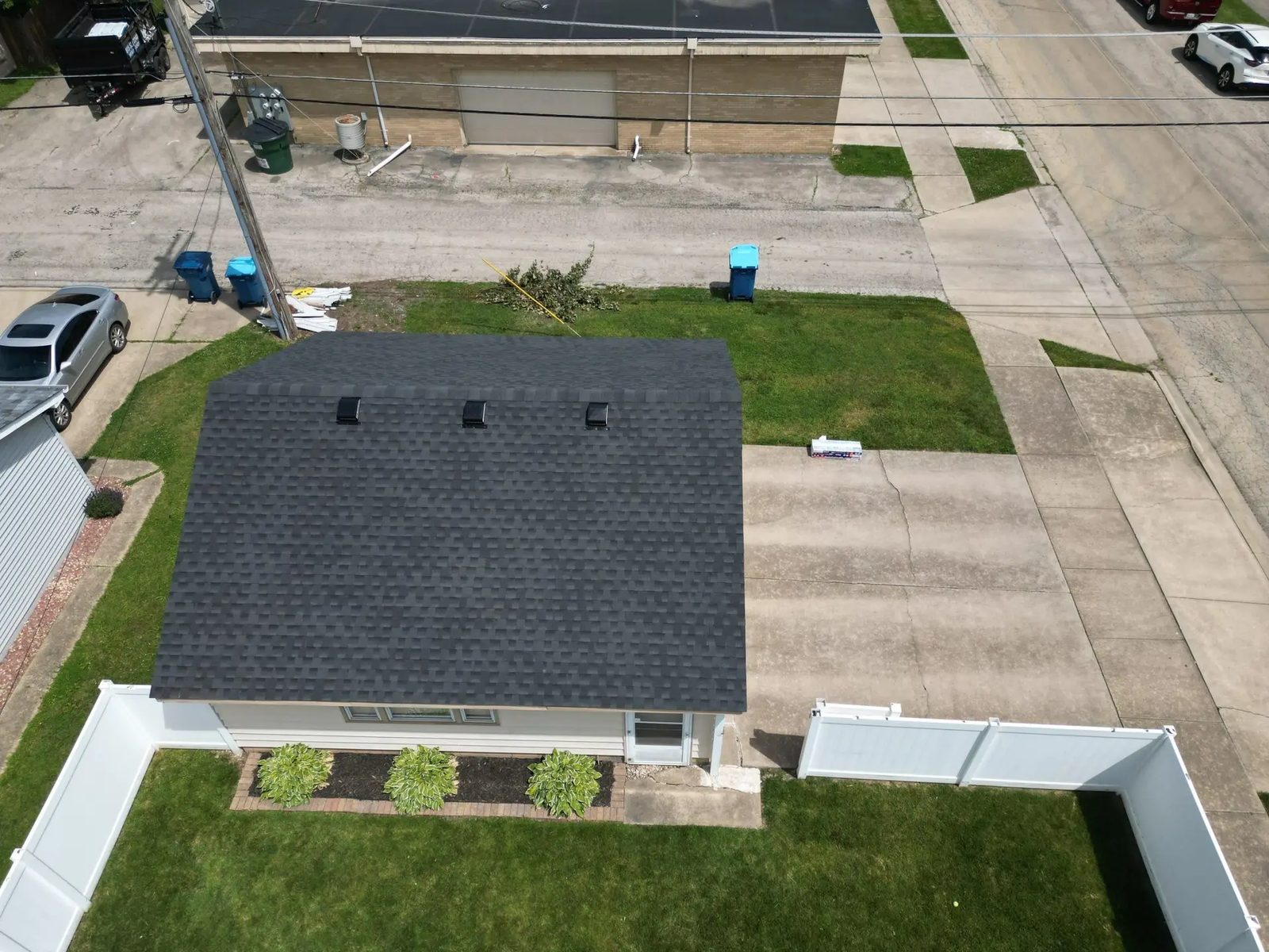 Roofing with GAF — photo 2
