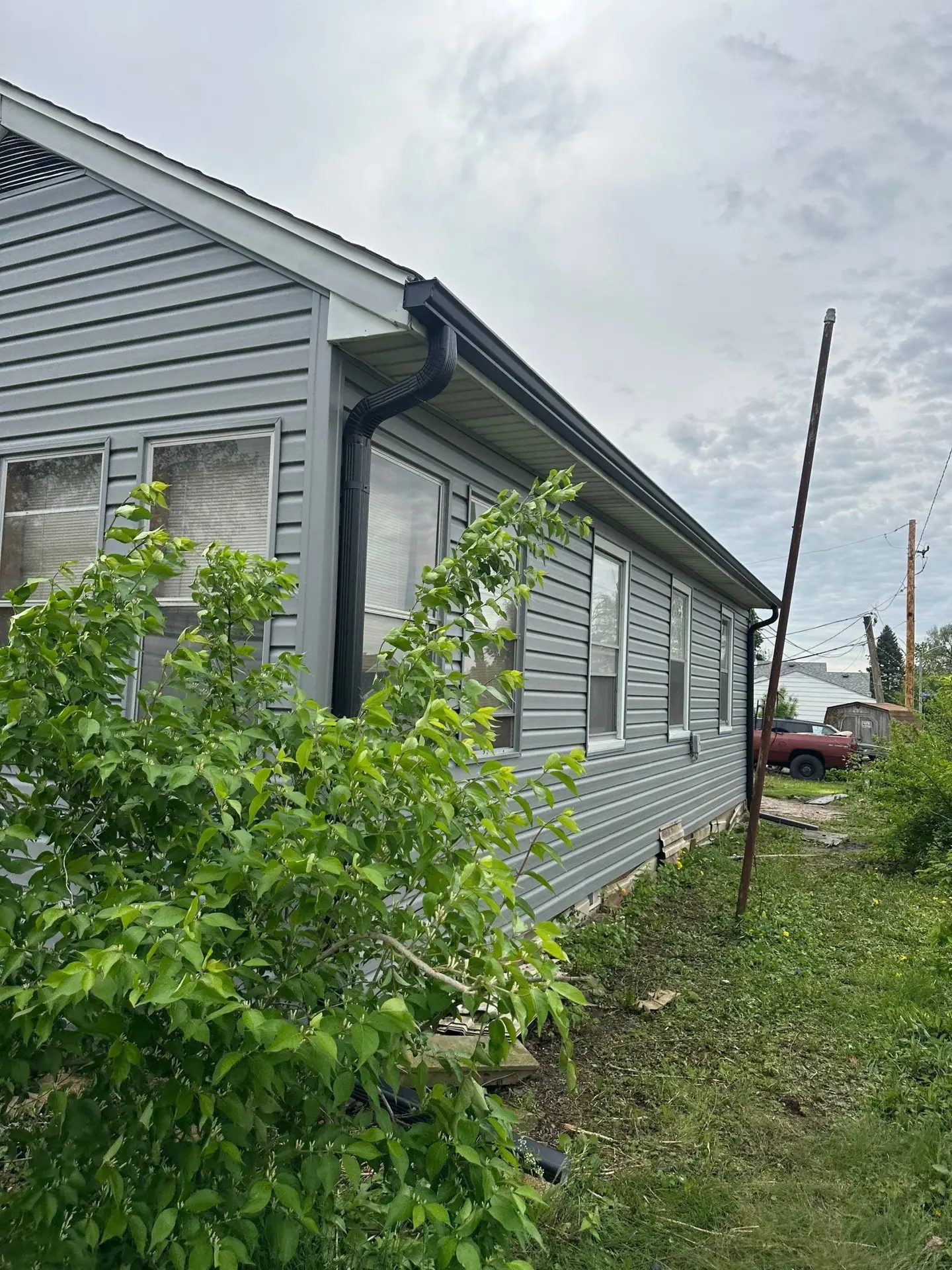 Siding replacement — photo 3