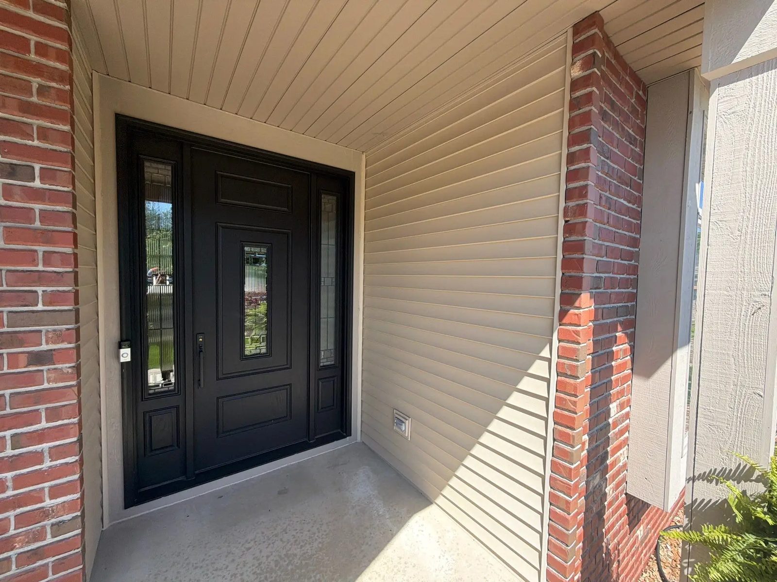 Siding, gutters, soffit & fascia replacement — photo 3