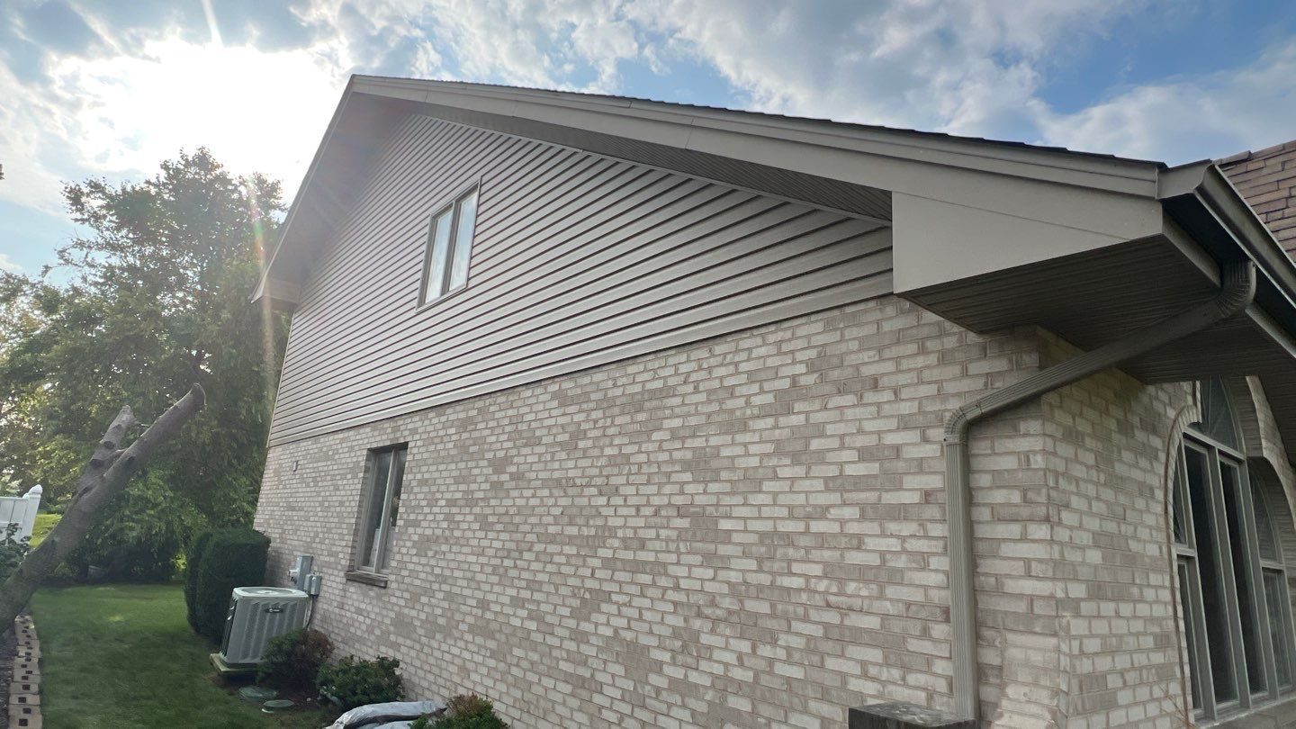 Siding replacement — photo 4
