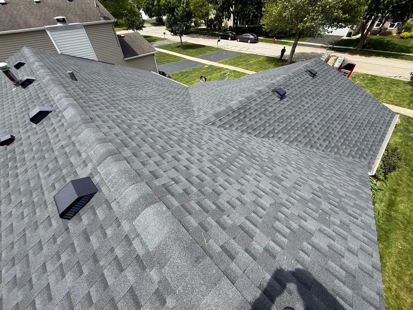 Roofing with GAF in Woodridge, IL — photo 8