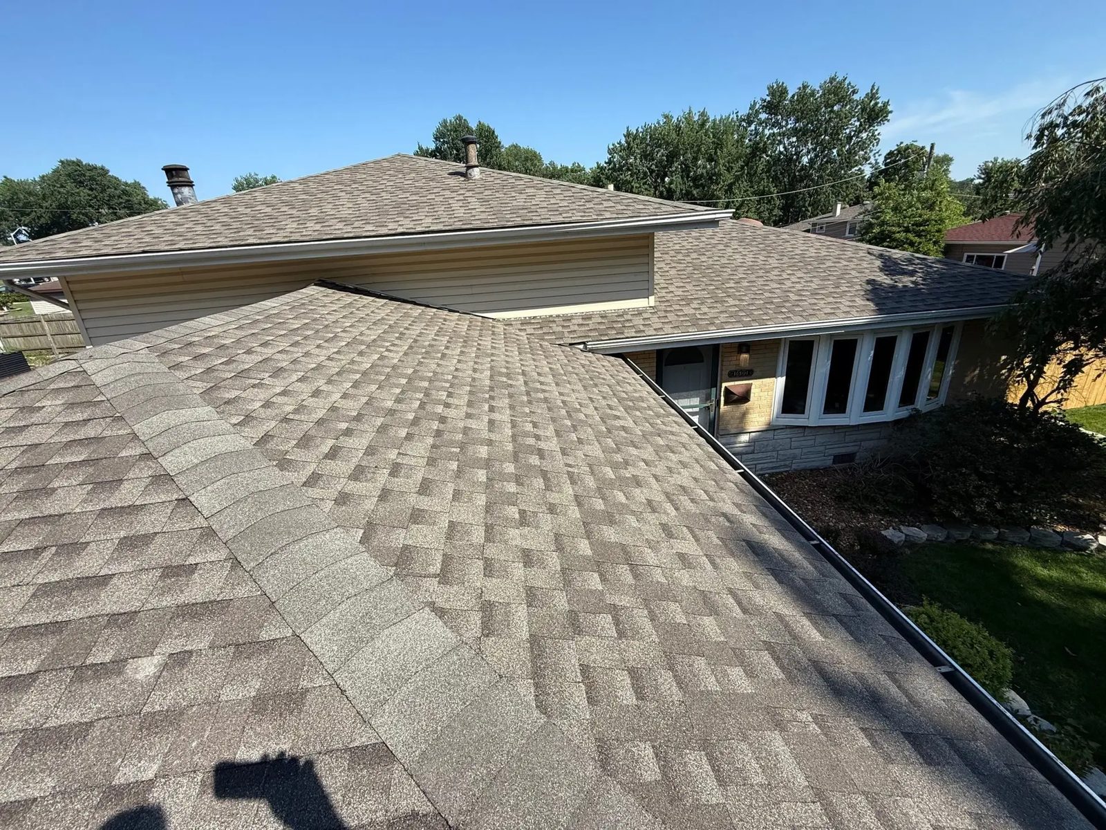 Roofing with GAF Weathered wood — photo 4