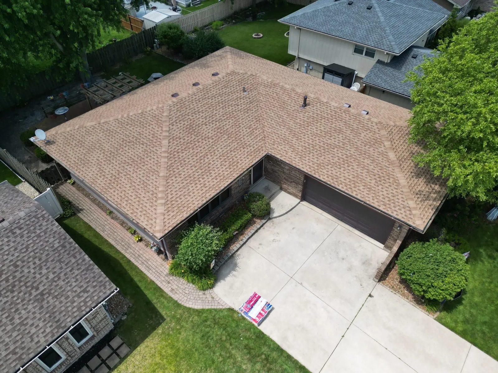 Roofing with GAF — photo 8