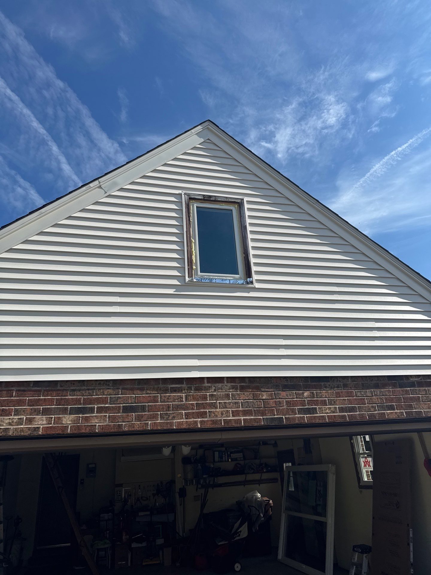 Roof, Siding and Windows replacement — photo 4