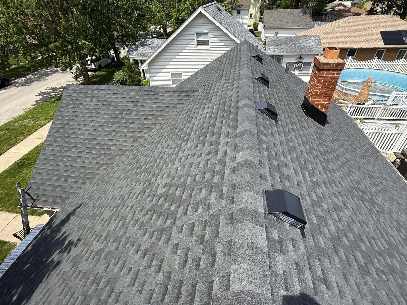 Roofing with GAF — photo 7