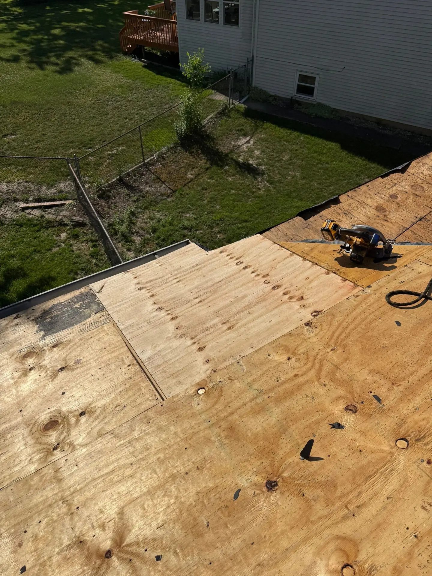 Roofing with GAF and gutters — photo 6